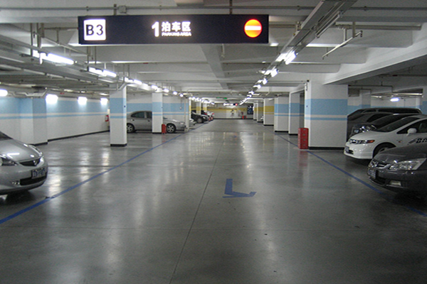 广州天河城停车场地面—迪乐堡密封固化地坪